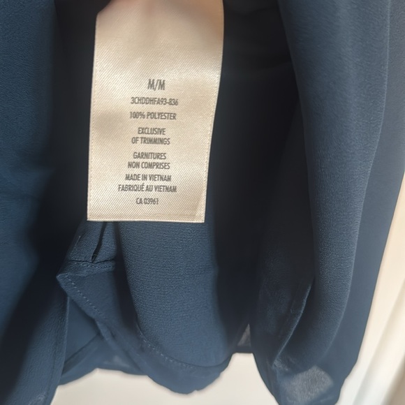 Denver Hanes Women Reversible neckline size medium, sleeveless new with tags top - Picture 5 of 9